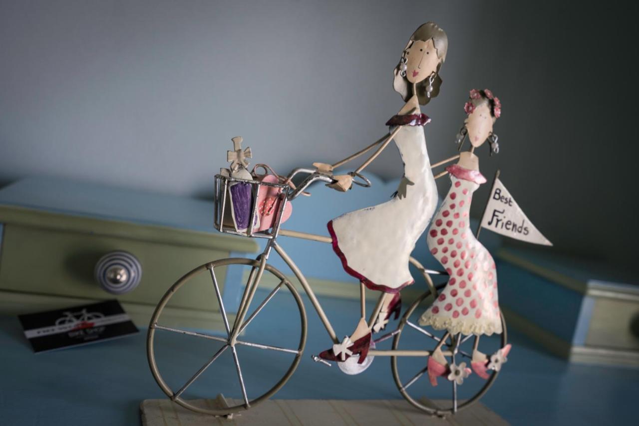 Draisina Bike Apartments Uno Oleggio Castello Dış mekan fotoğraf